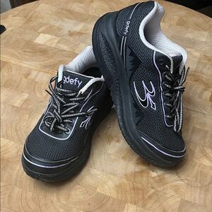 Gravity Defyer Women's Black Athletic Shoes